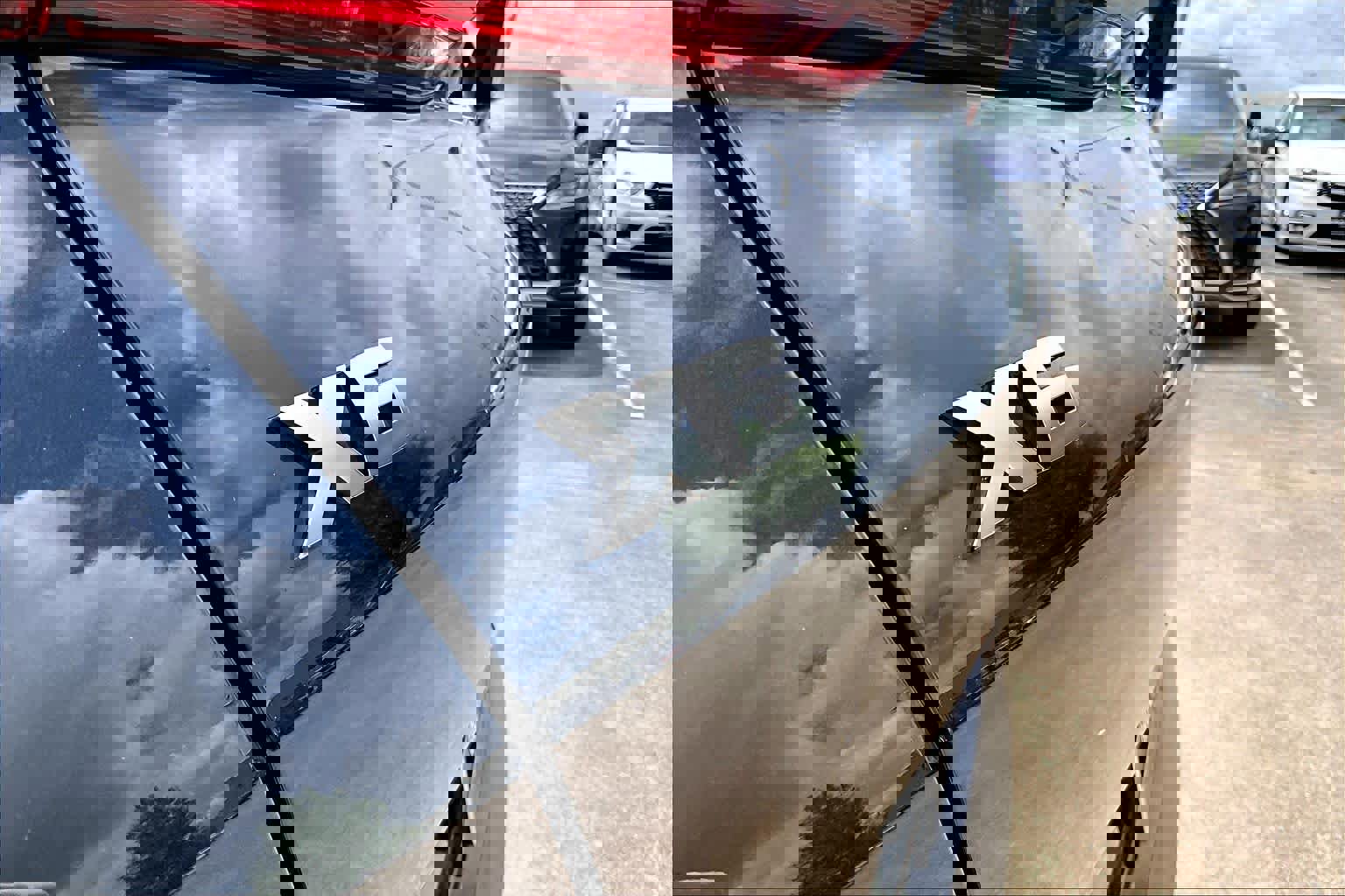 Used 2022 BMW X6 M50i w/ Executive Package AWD/4WD image 29