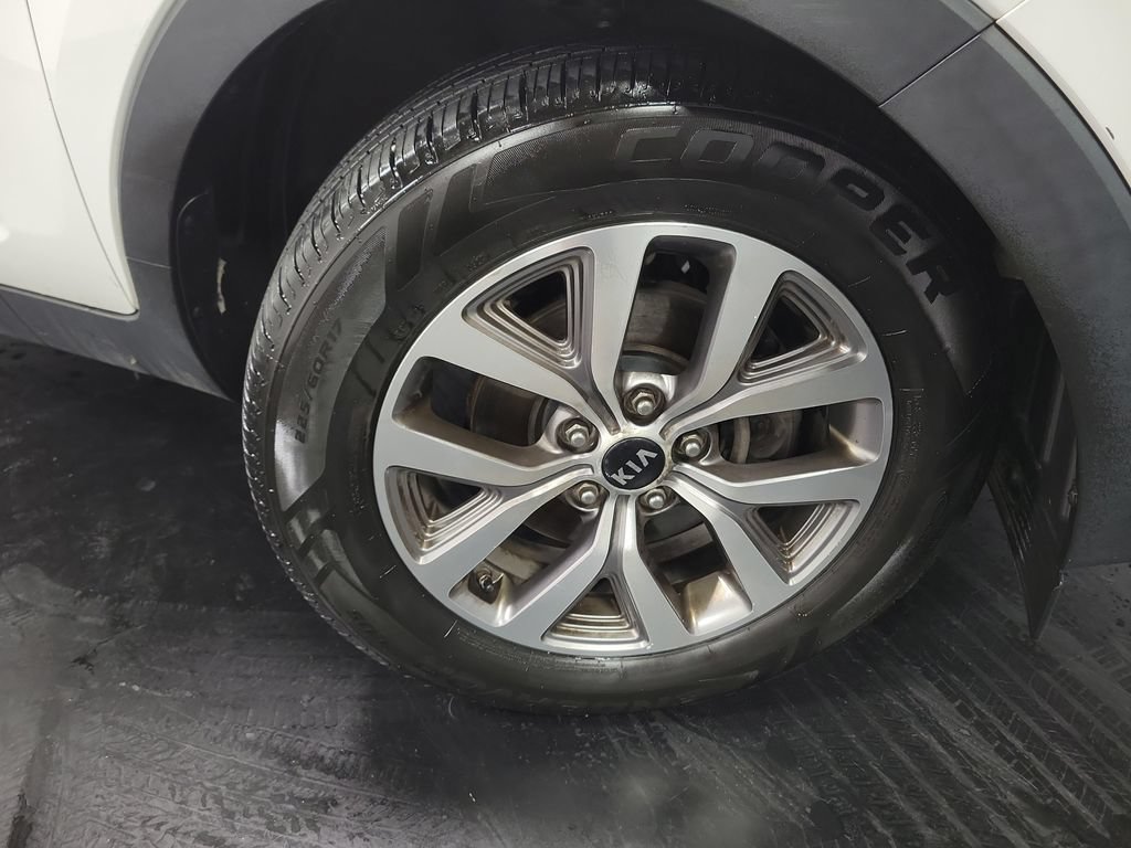 Used 2015 Kia Sportage LX FWD image 11