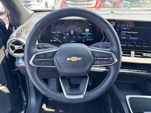 Used 2025 Chevrolet Equinox LT FWD image 13