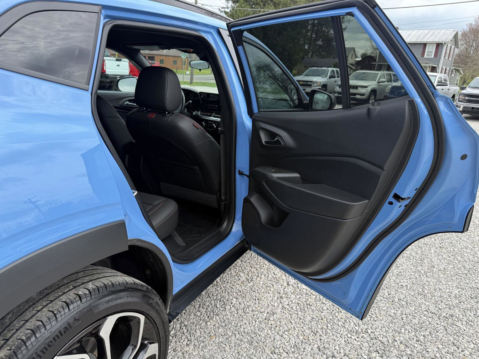 Used 2024 Chevrolet Trax RS w/ Driver Confidence Package image 11