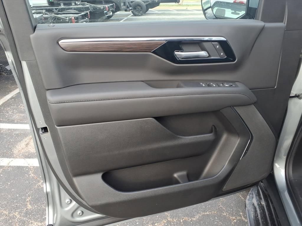 New 2026 Chevrolet Tahoe LS image 20