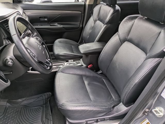 Used 2020 Mitsubishi Outlander SEL AWD/4WD image 13