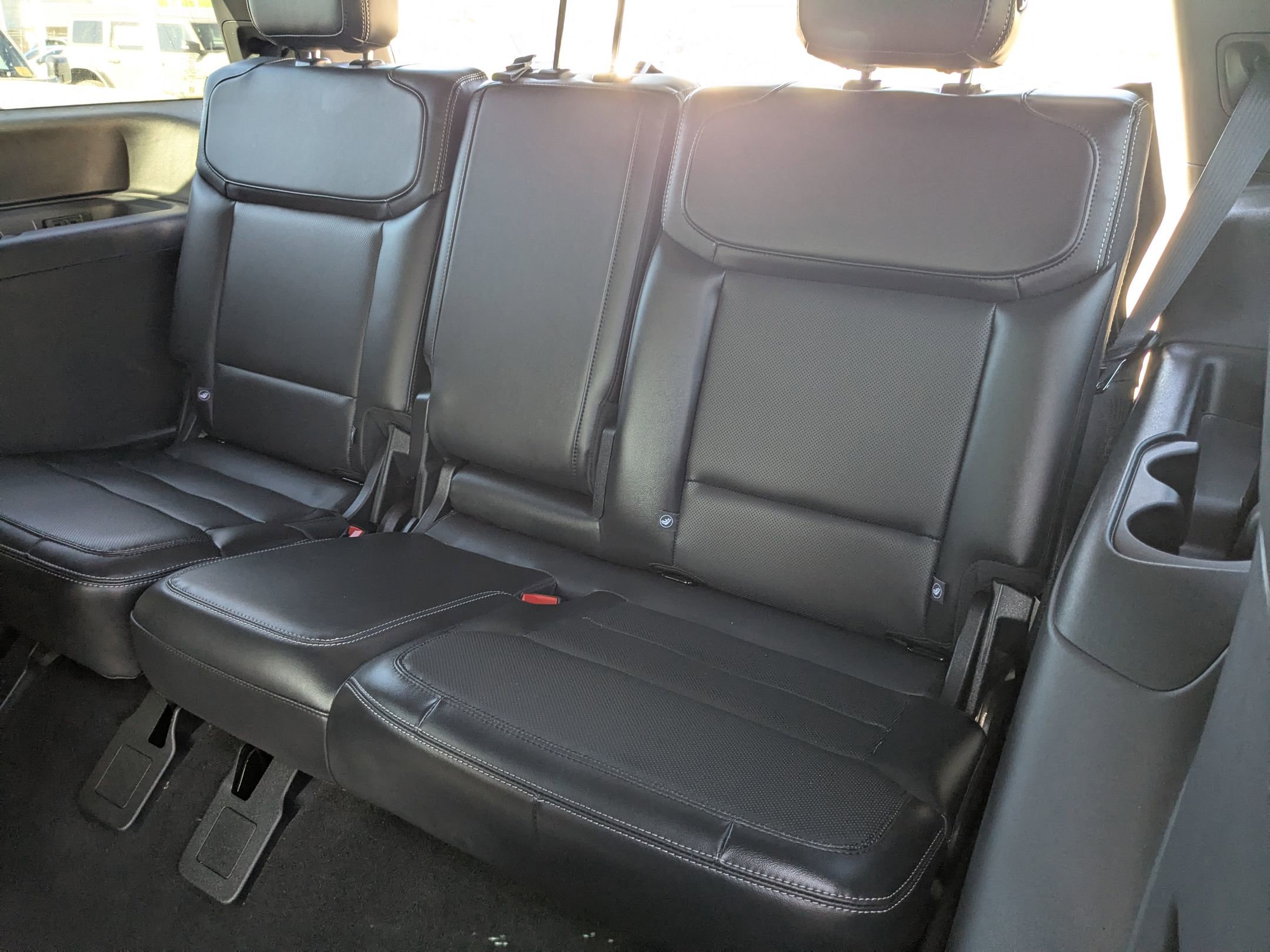 Certified 2025 Ford Expedition Platinum w/ Stealth Performance Package image 33