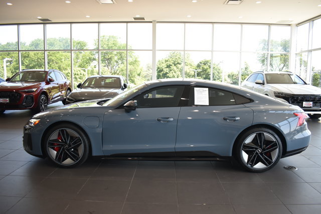 Used 2022 Audi RS e-tron GT w/ Year 1 Package AWD/4WD image 4