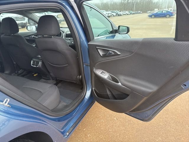 Used 2024 Chevrolet Malibu LT image 37