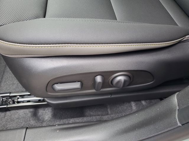 New 2026 Chevrolet Trax ACTIV w/ Driver Confidence Package image 18