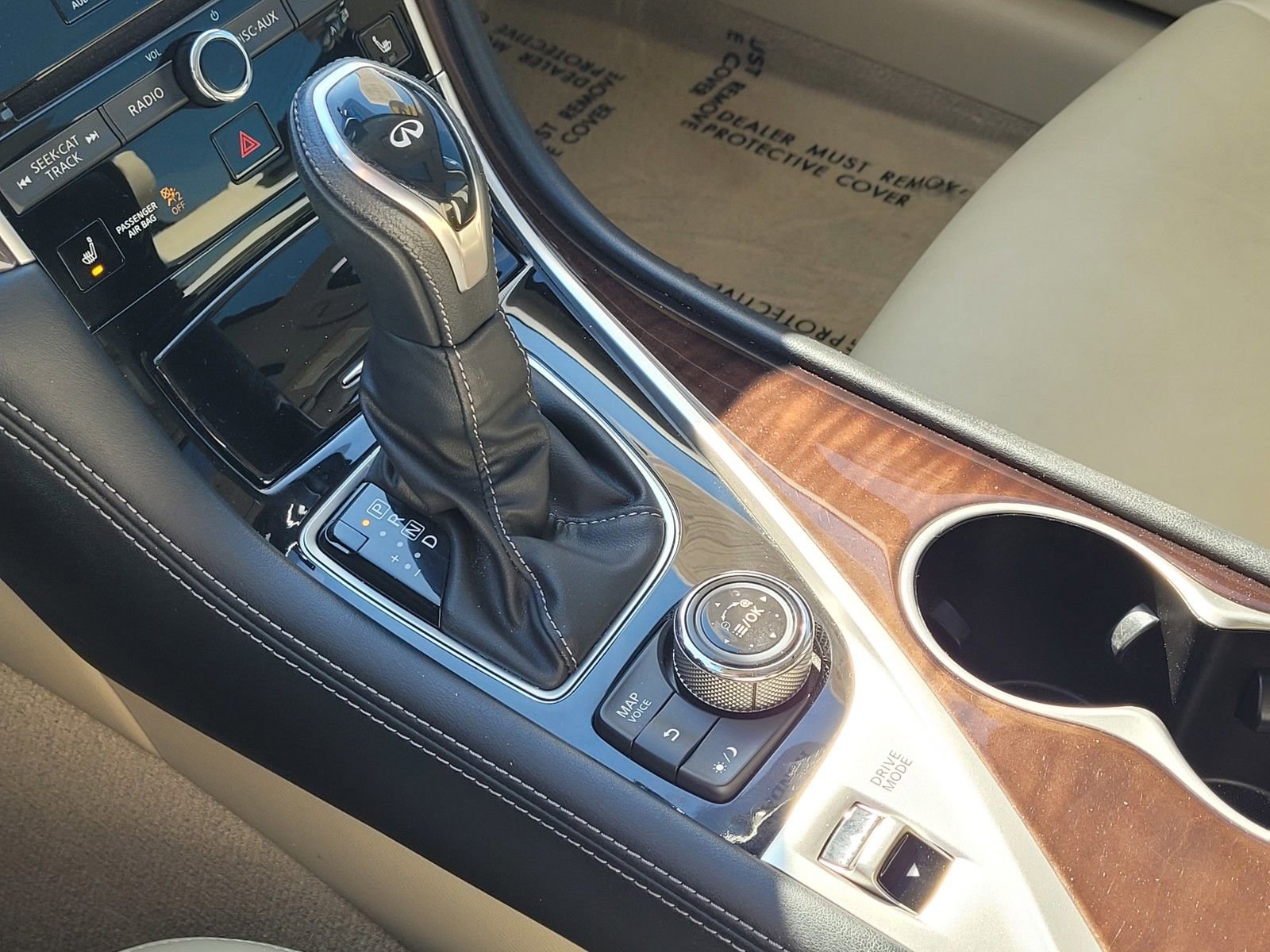 Used 2019 INFINITI Q50 Luxe w/ Essential Package (3.0T Luxe) image 27