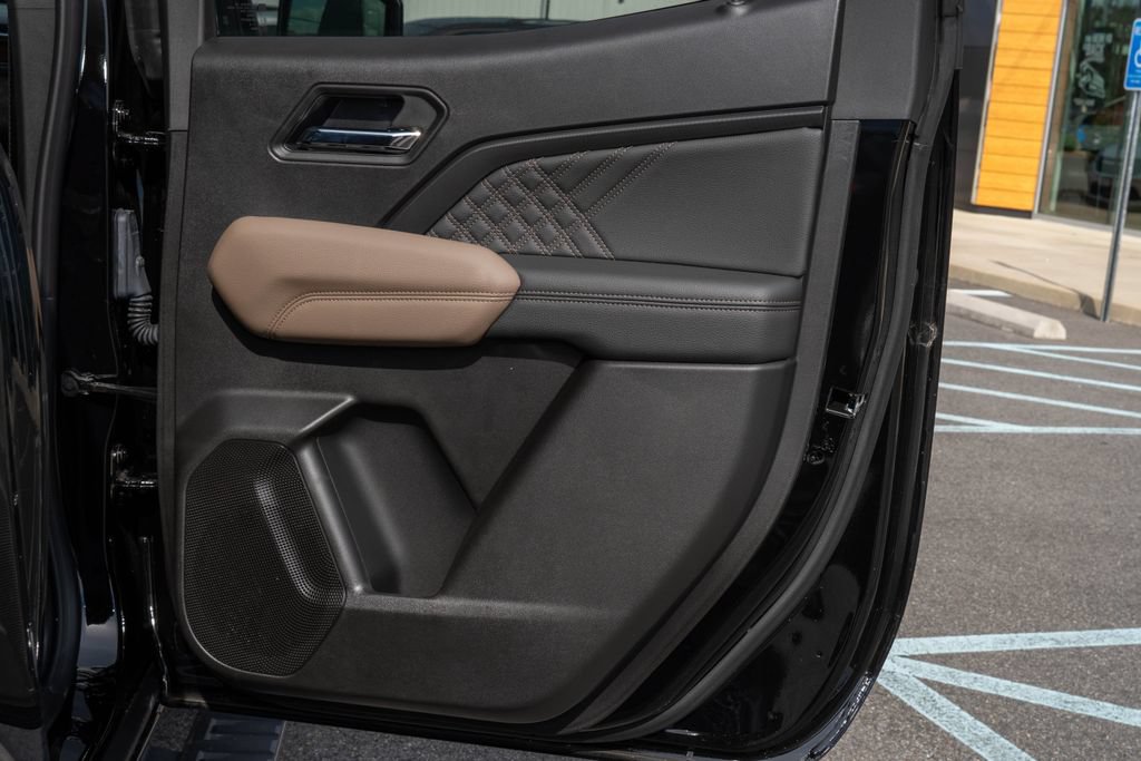 New 2026 GMC Canyon Denali AWD/4WD image 13
