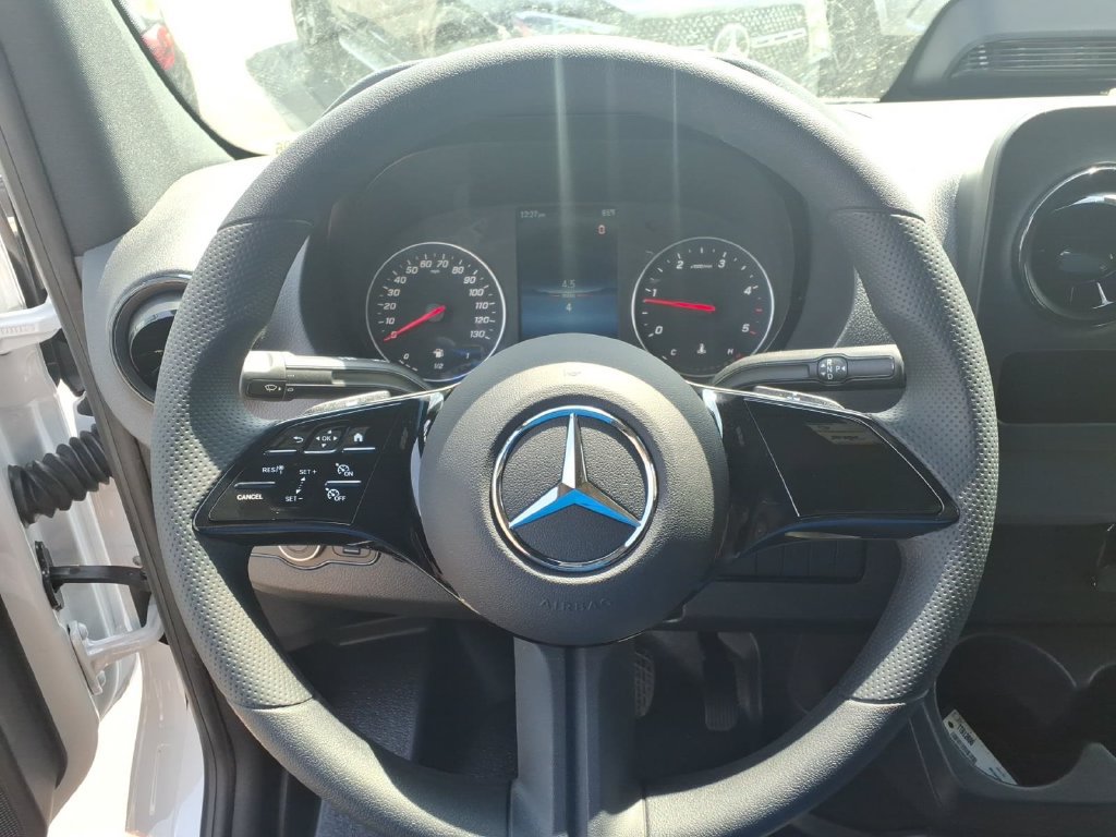 Used 2026 Mercedes-Benz Sprinter 2500 image 19