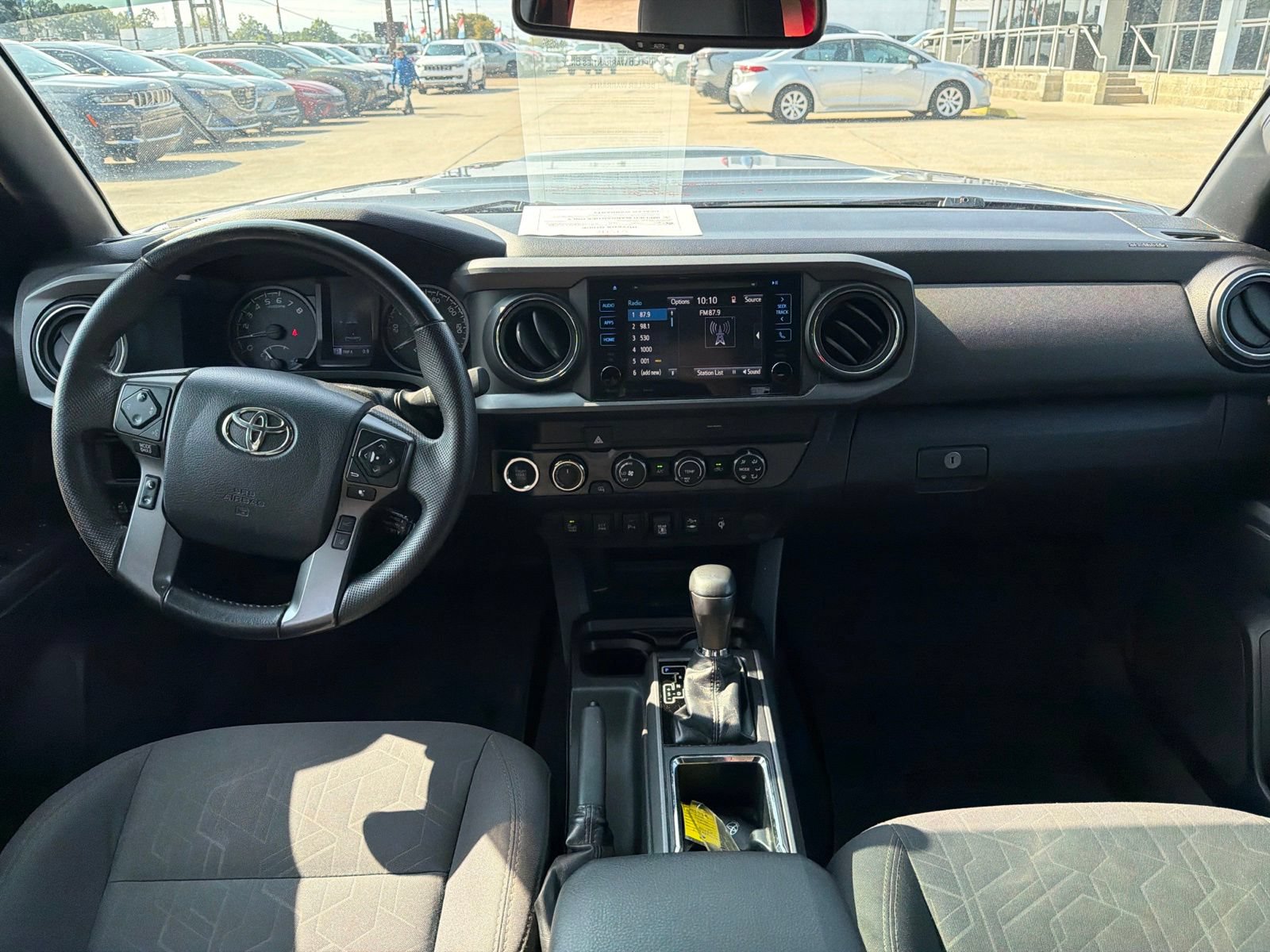 Used 2019 Toyota Tacoma TRD Sport w/ Technology Package AWD/4WD image 9