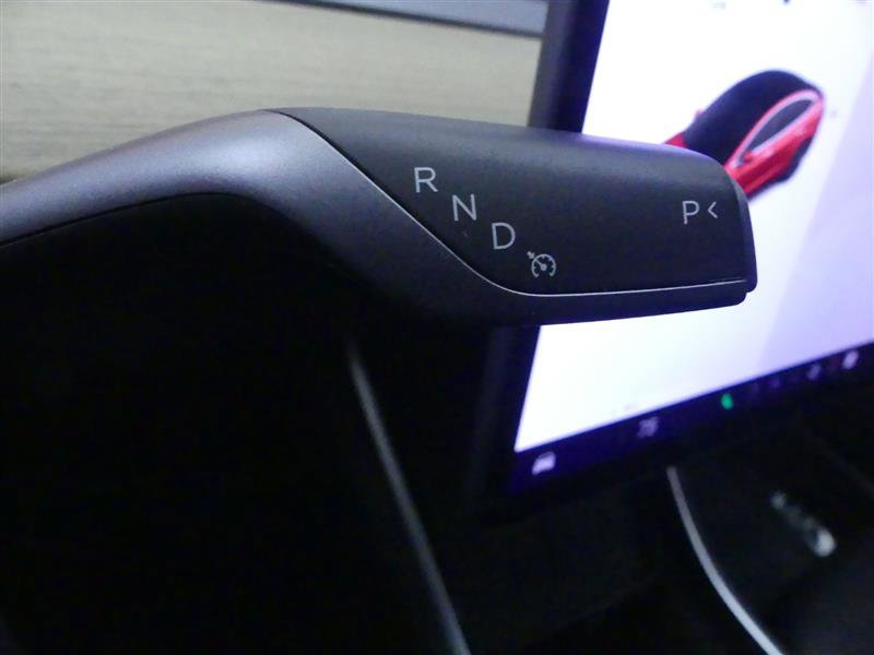 Used 2019 Tesla Model 3 Standard Range Plus image 17