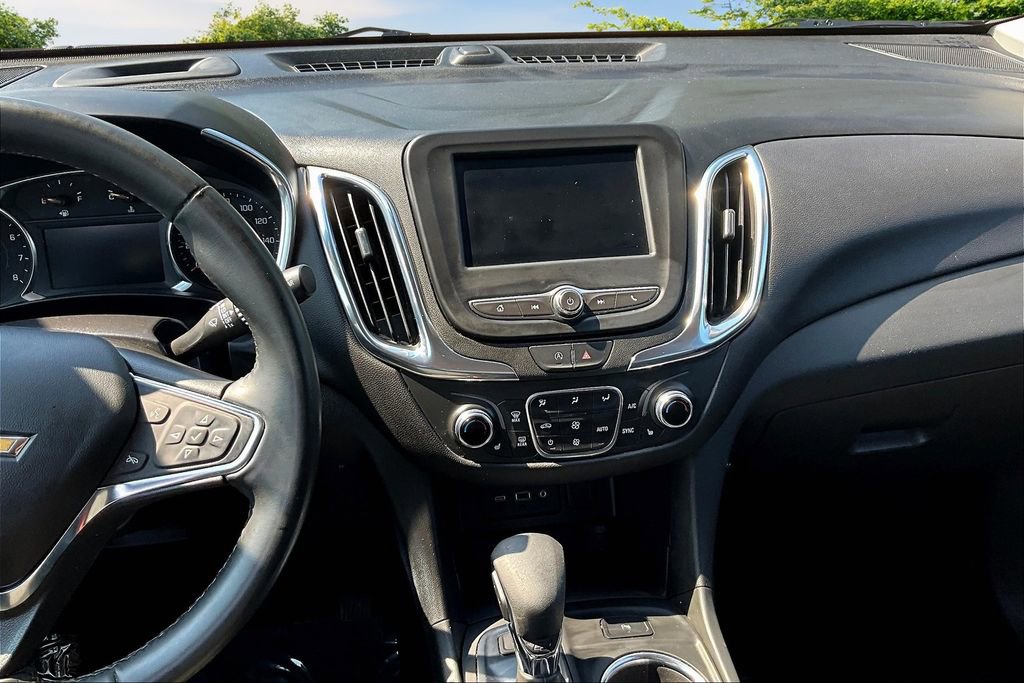 Used 2023 Chevrolet Equinox LT w/ Driver Convenience Package AWD/4WD image 6