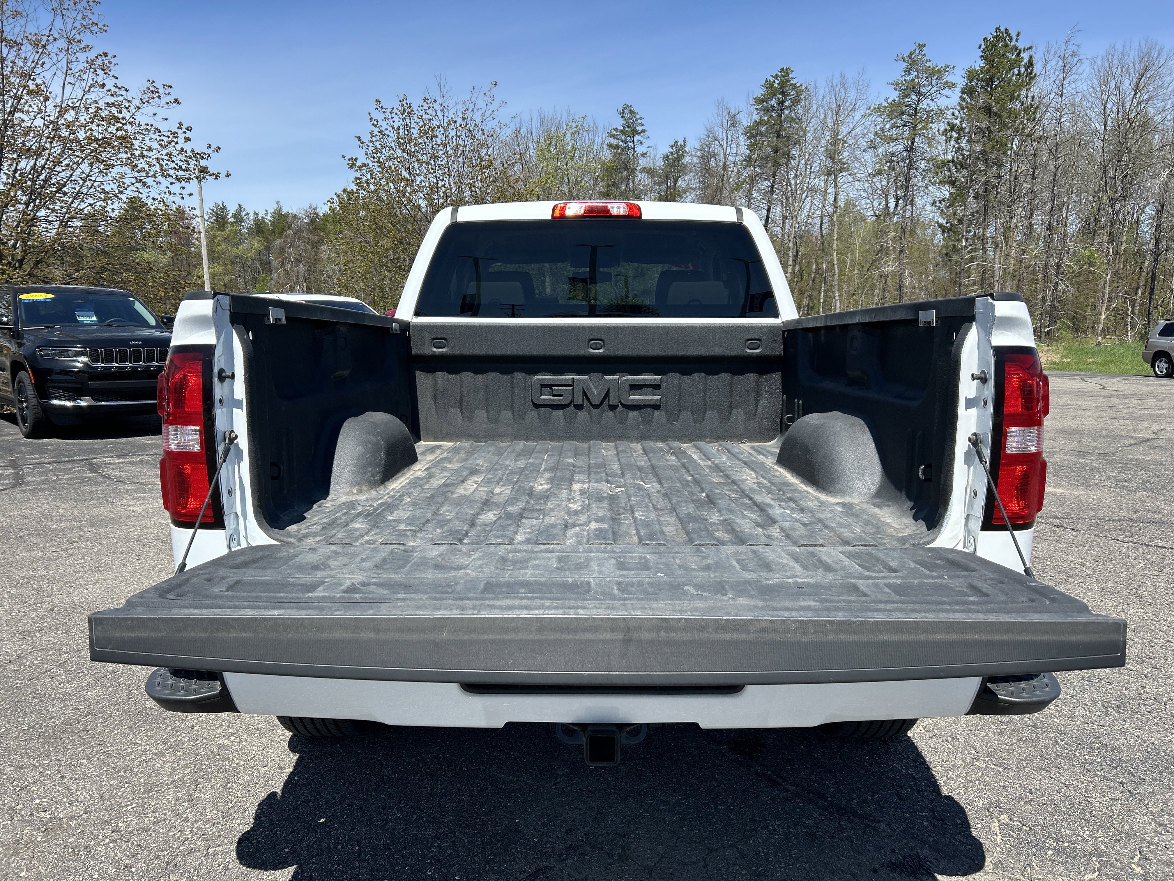 Used 2017 GMC Sierra 1500 4x4 Double Cab w/ Elevation Edition image 11