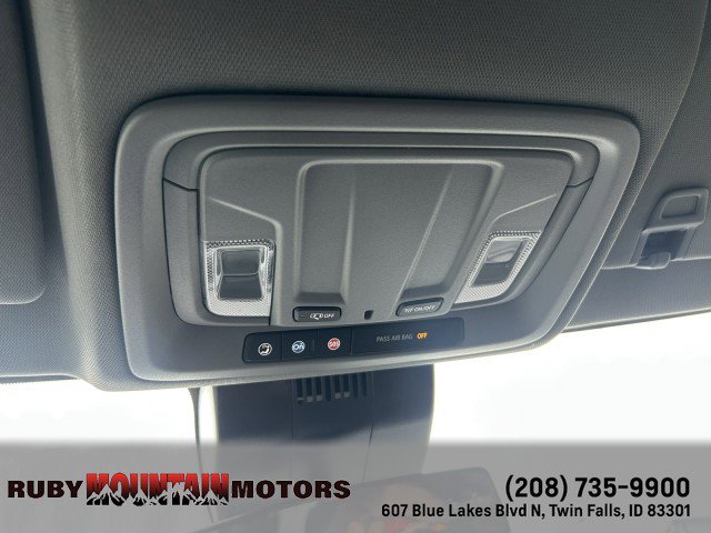 Used 2025 GMC Sierra 1500 SLE image 30