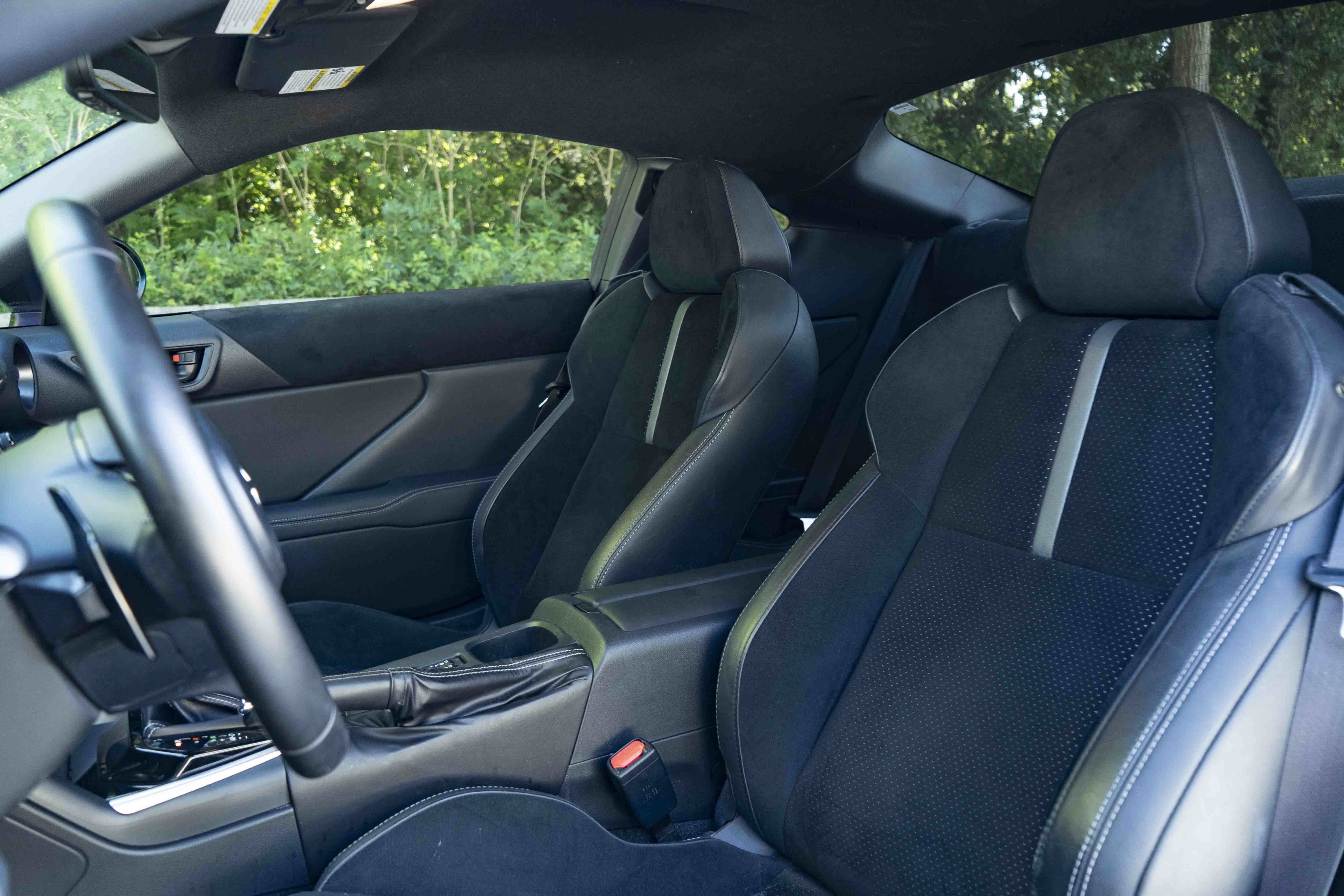 Used 2023 Toyota GR86 Premium RWD image 17