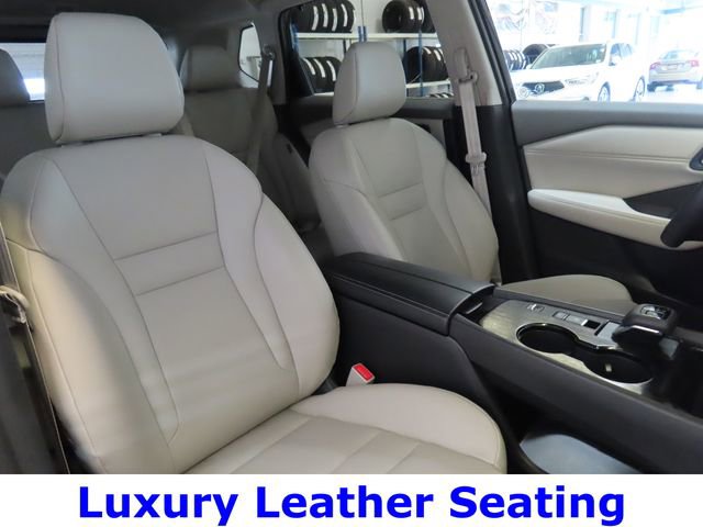 Used 2023 Nissan Rogue SV w/ SV Premium B Package image 7