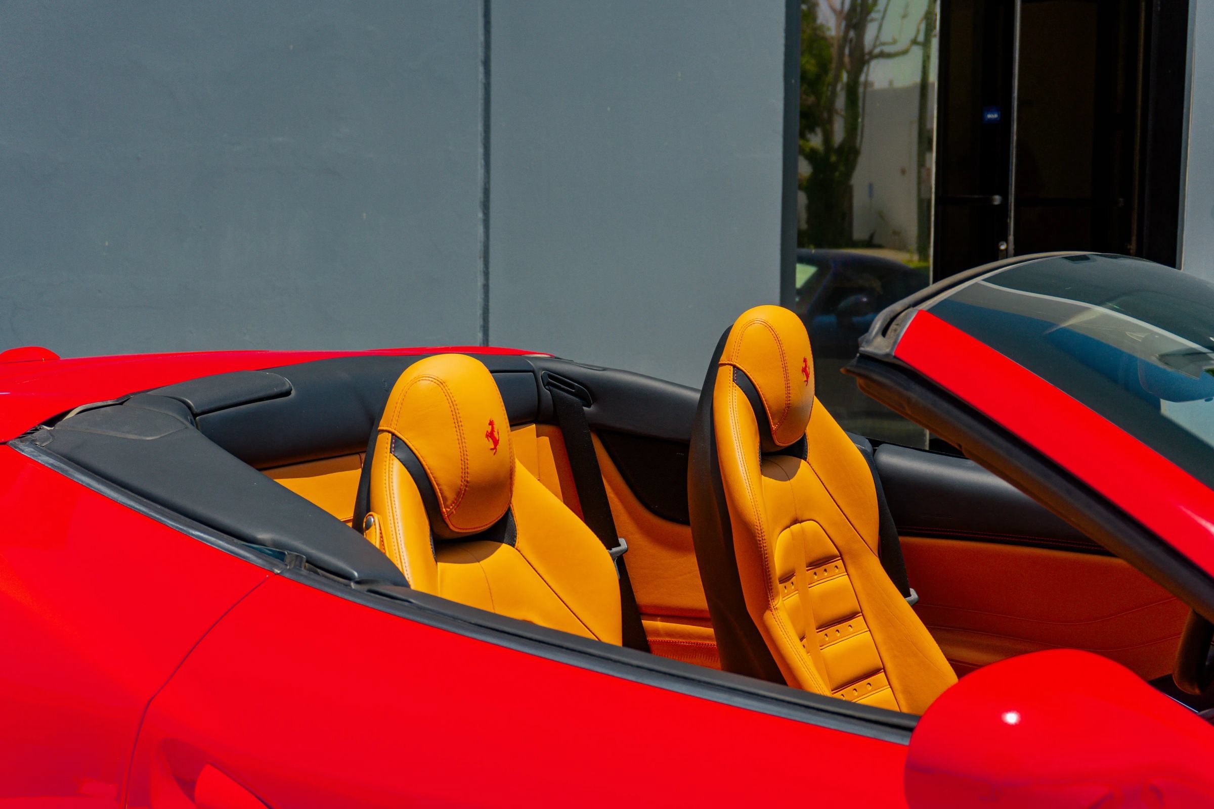 Used 2016 Ferrari California T RWD image 56