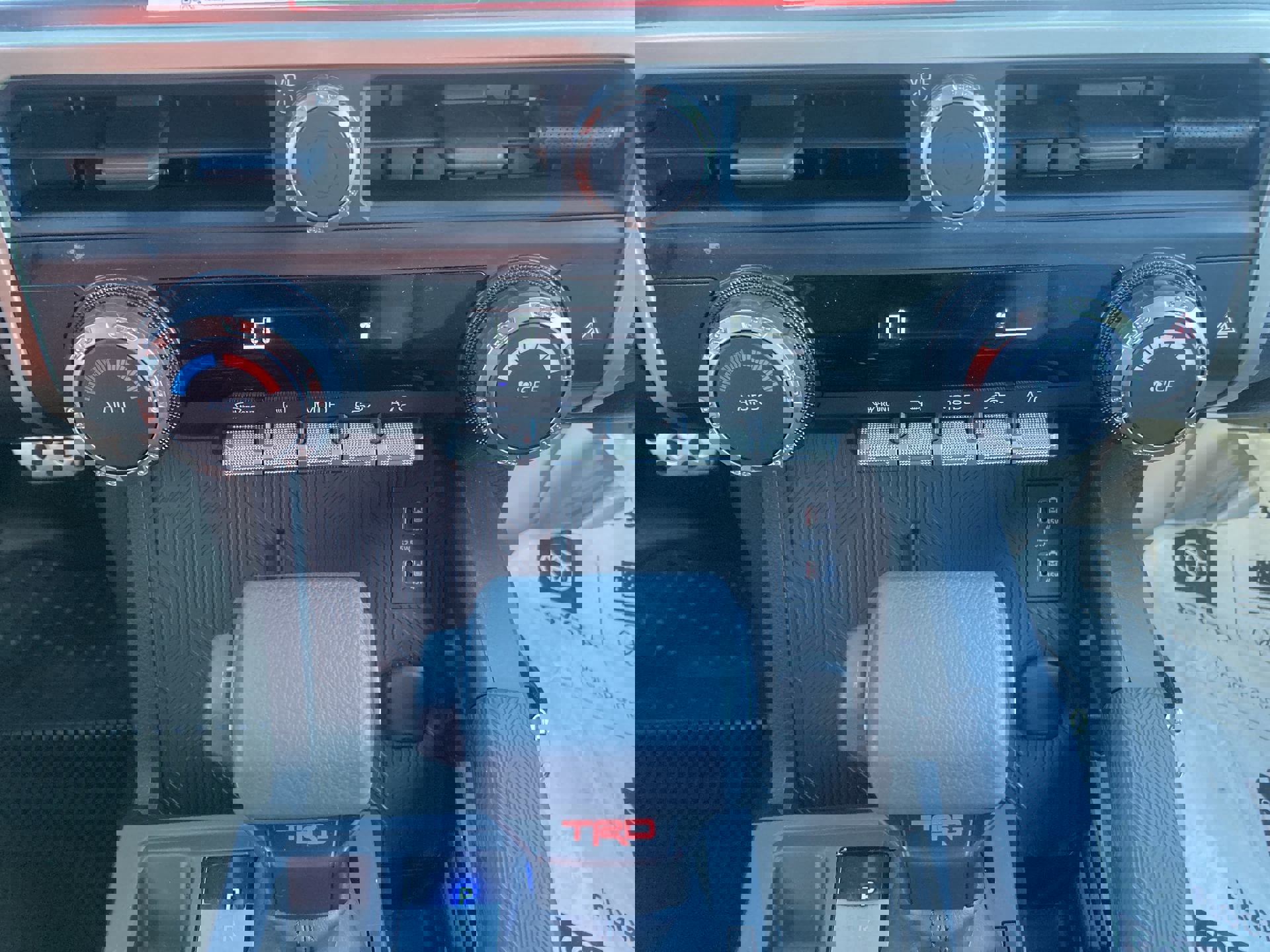 Used 2024 Toyota Tacoma TRD Sport image 17