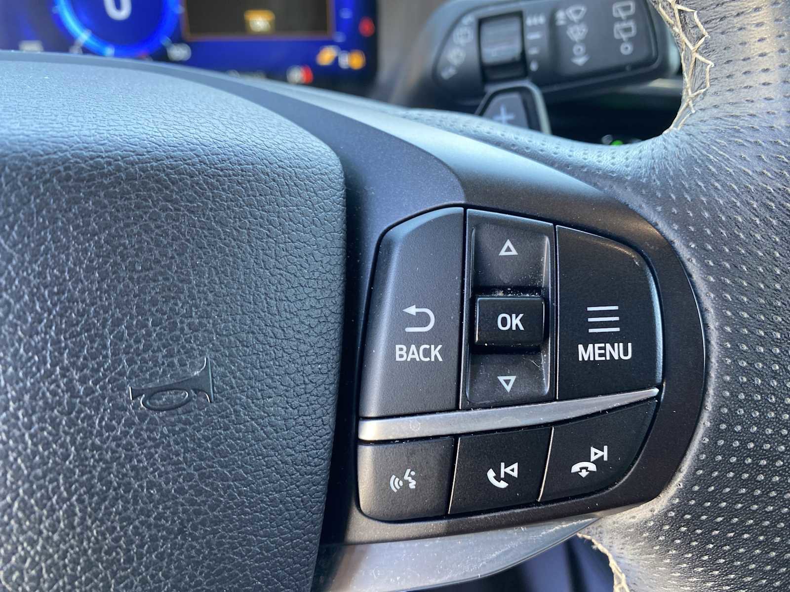 Used 2020 Ford Explorer ST w/ Premium Technology Package image 21