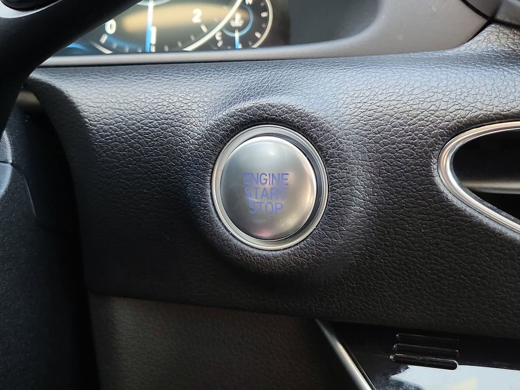 Used 2021 Hyundai Sonata Limited image 17