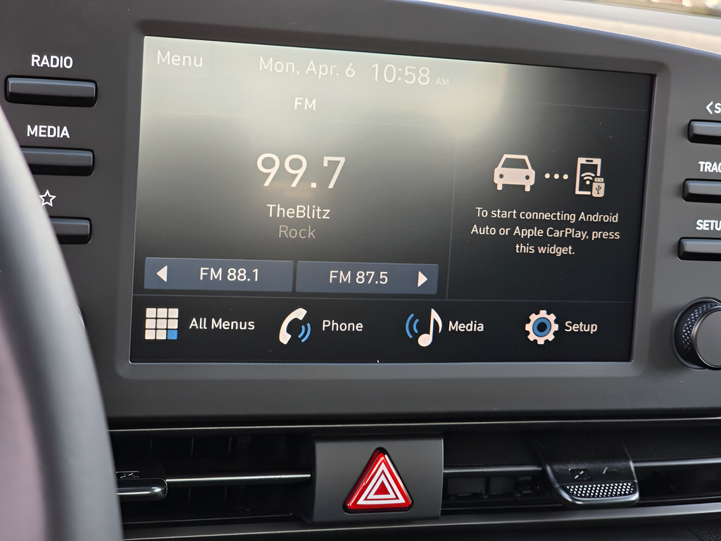 New 2026 Hyundai Elantra SEL Sport Premium FWD image 19