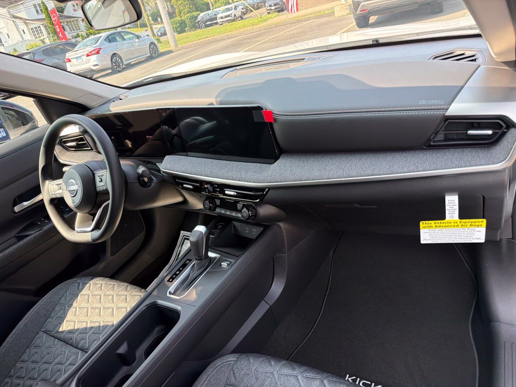 New 2026 Nissan Kicks SV w/ SV Premium Package AWD/4WD image 30