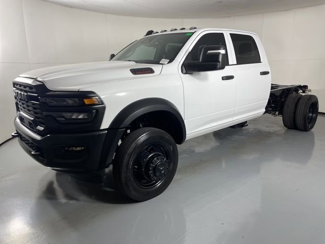 New 2025 RAM 5500 2WD Crew Cab image 4
