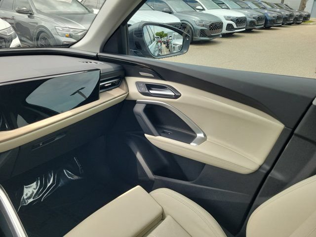 Certified 2025 Audi Q5 Premium Plus w/ Premium Plus AWD/4WD image 14