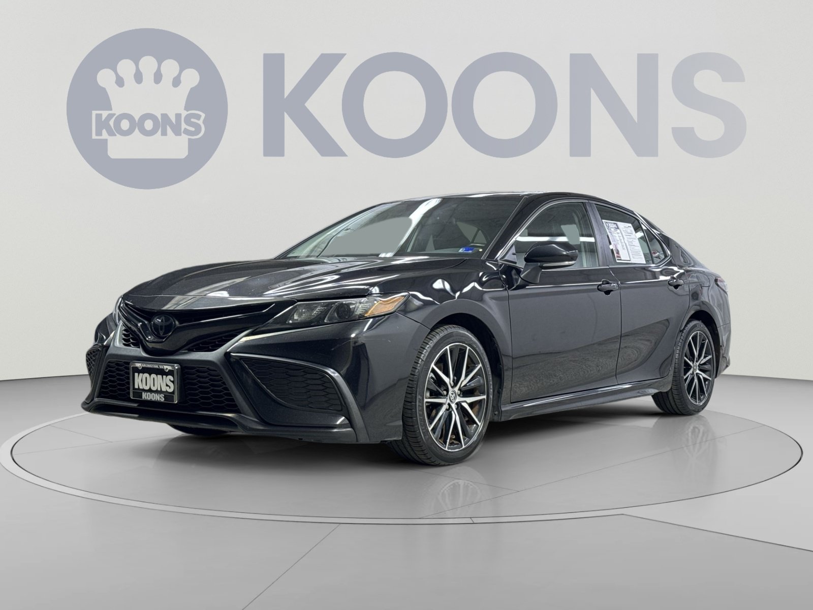 Used 2023 Toyota Camry SE