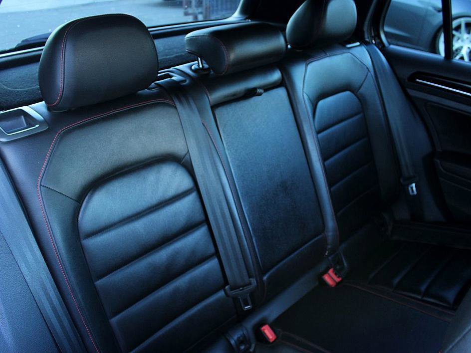 Used 2015 Volkswagen GTI Autobahn w/ Lighting Package (SEL) image 23