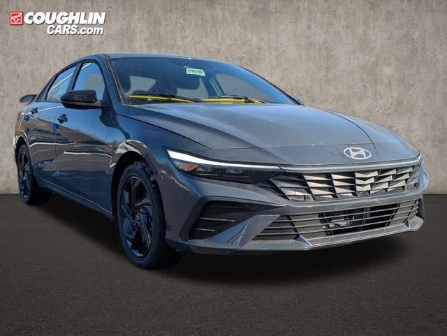 New 2026 Hyundai Elantra SEL FWD image 1