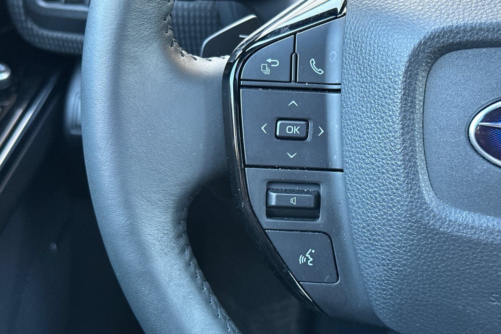 Used 2023 Subaru Solterra AWD image 27