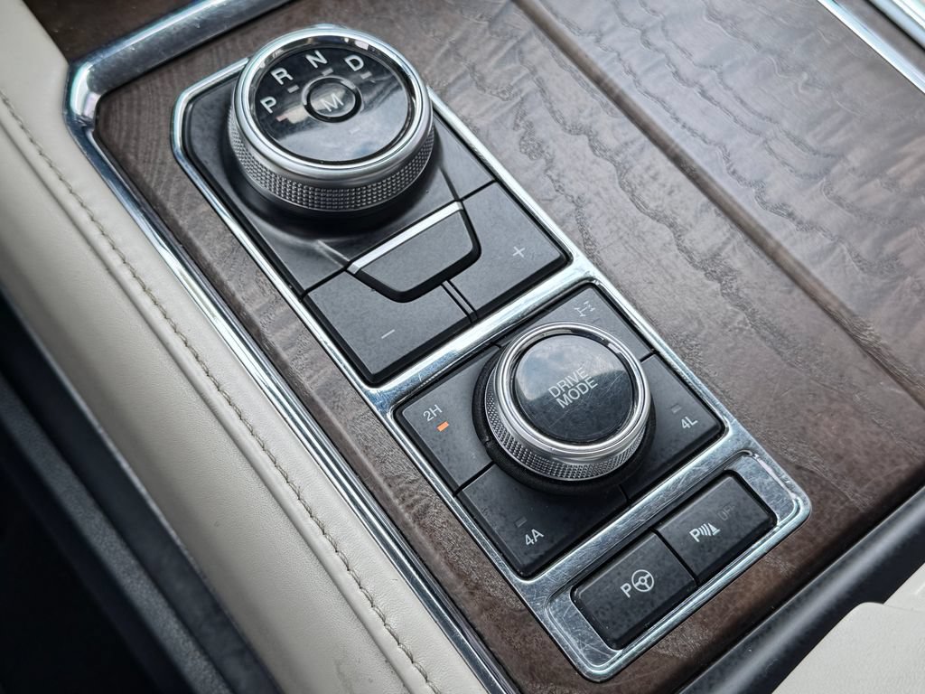 Used 2020 Ford Expedition Platinum AWD/4WD image 29