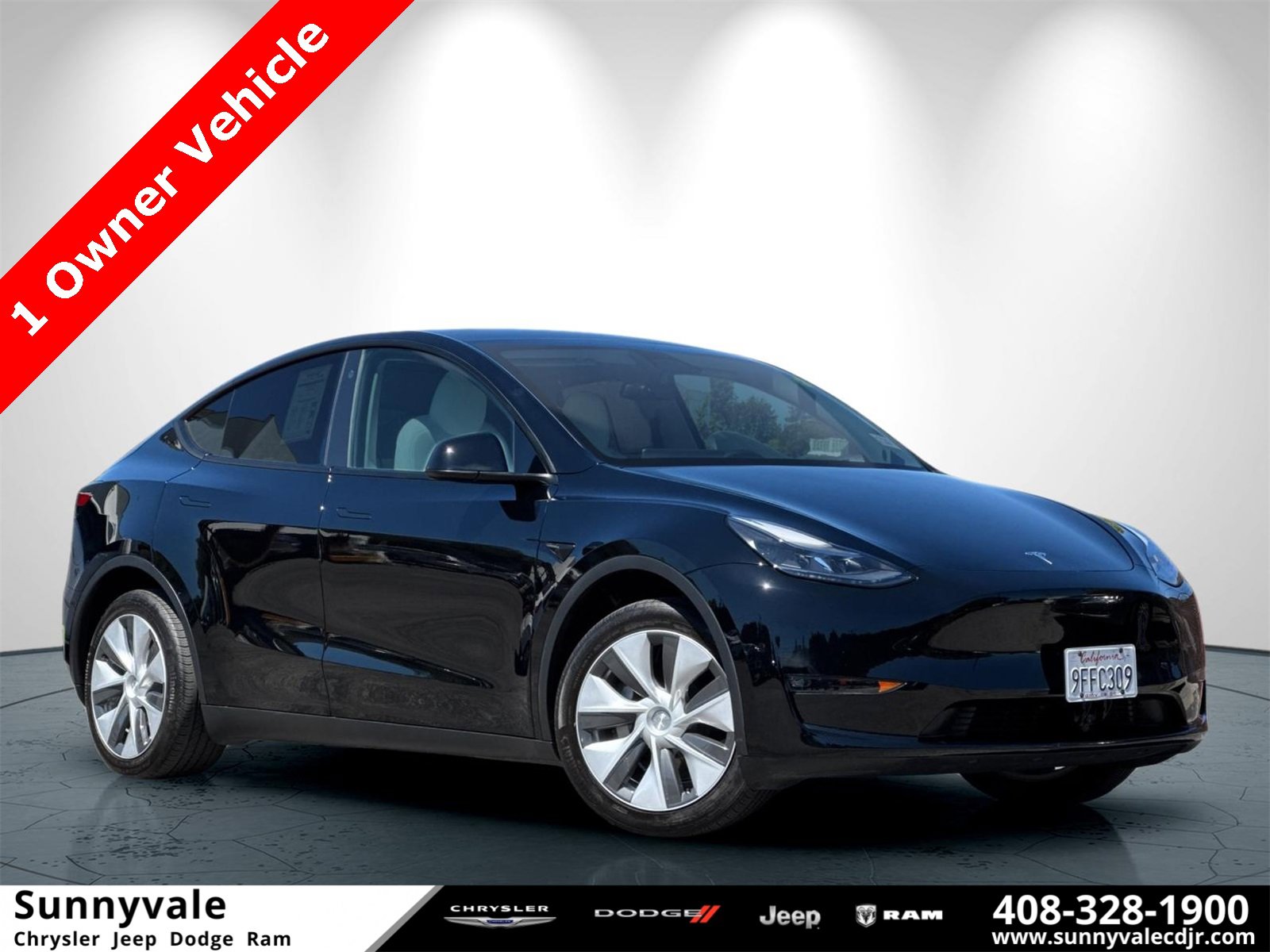 Used 2023 Tesla Model Y Long Range image 1