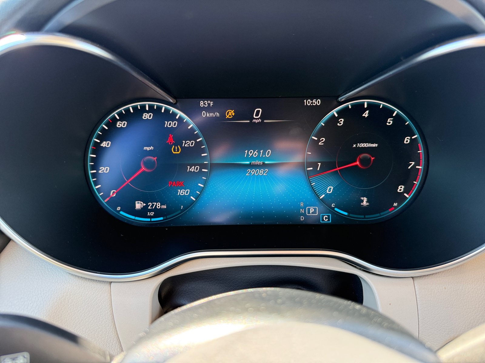 Used 2022 Mercedes-Benz GLC 300 4MATIC image 11