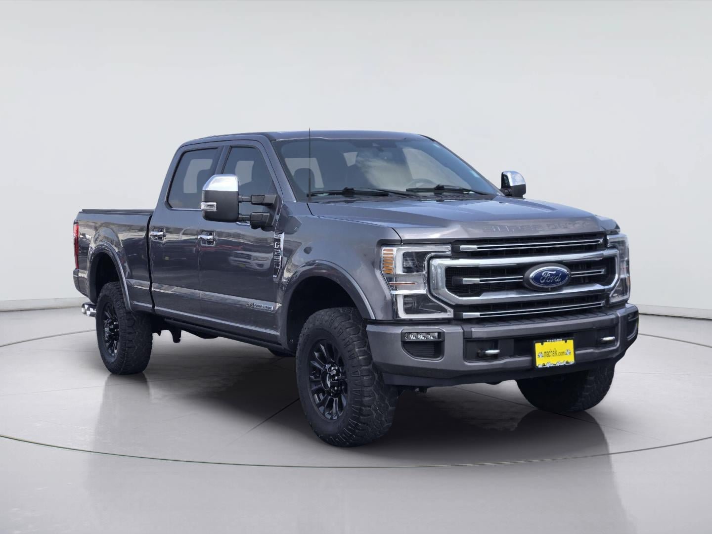 Used 2022 Ford F250 Platinum w/ Tremor Off-Road Package AWD/4WD image 3