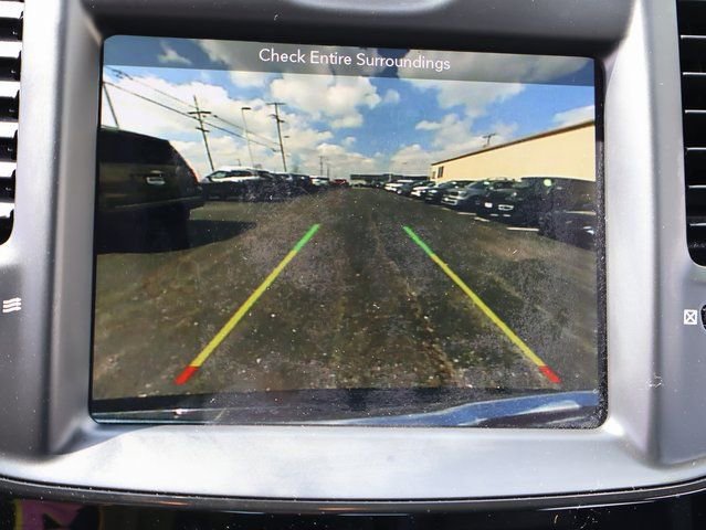 Used 2019 Chrysler 300 S image 25