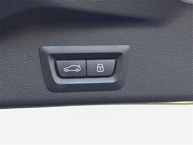 Used 2025 BMW X5 xDrive40i image 16