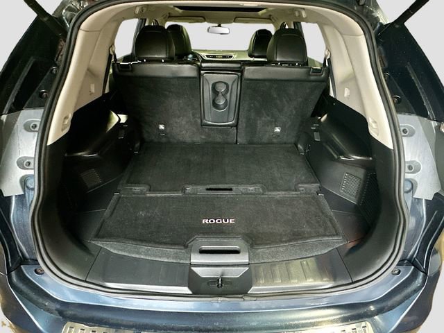 Used 2016 Nissan Rogue SL w/ SL Premium Package image 28