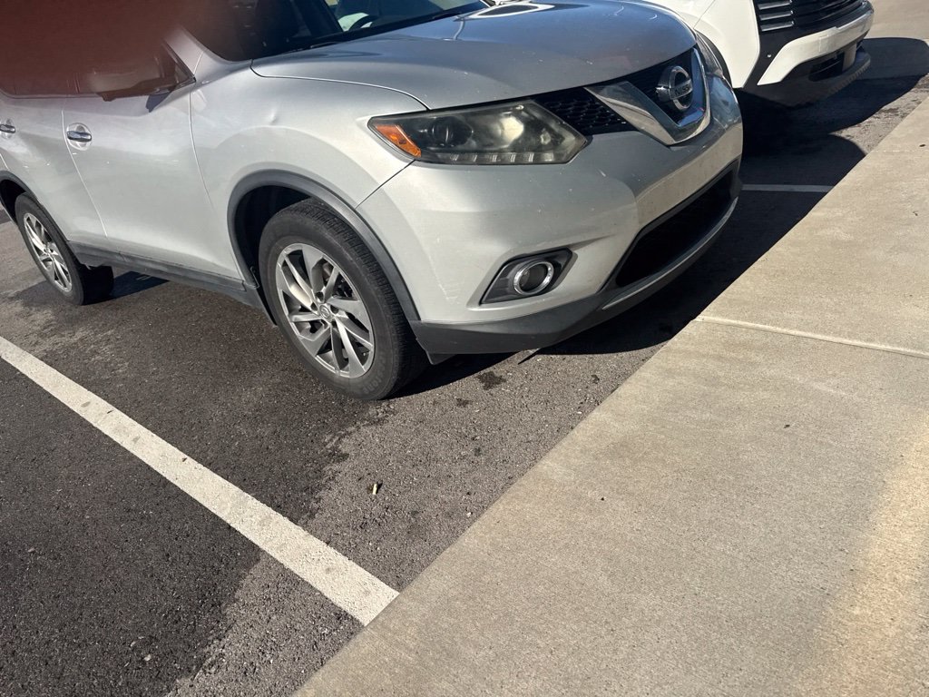 Used 2015 Nissan Rogue SL w/ SL Premium Package AWD/4WD image 6