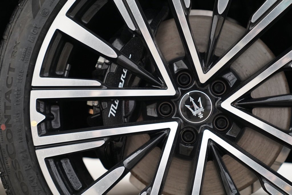 New 2025 Maserati Grecale Modena image 25