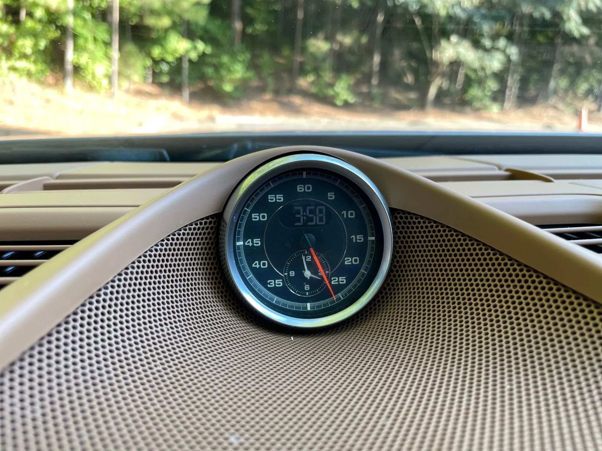 Used 2016 Porsche Panamera S image 18