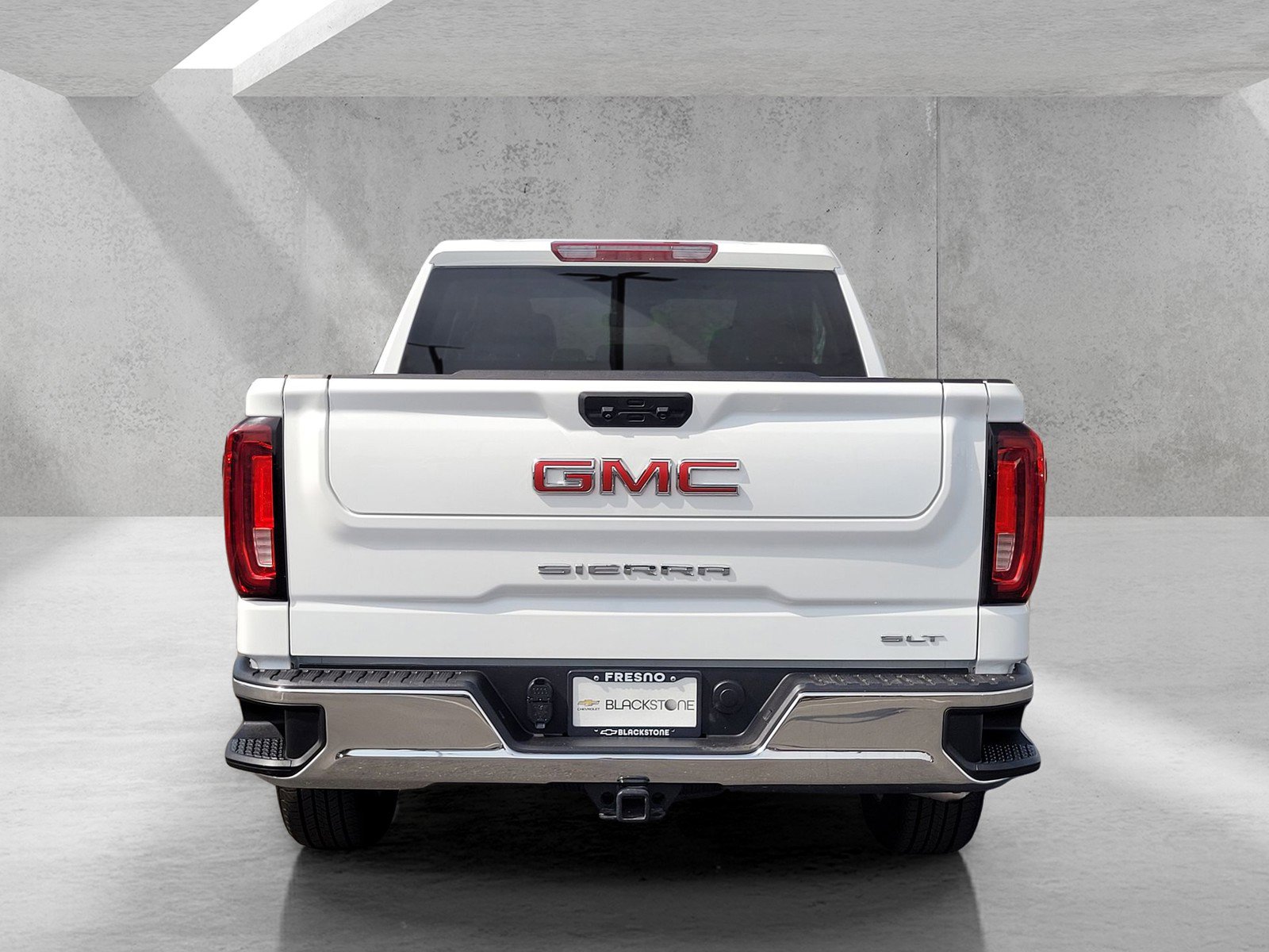 Used 2024 GMC Sierra 1500 SLT image 5