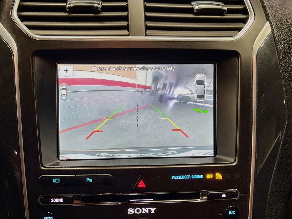 Used 2018 Ford Explorer Limited image 14
