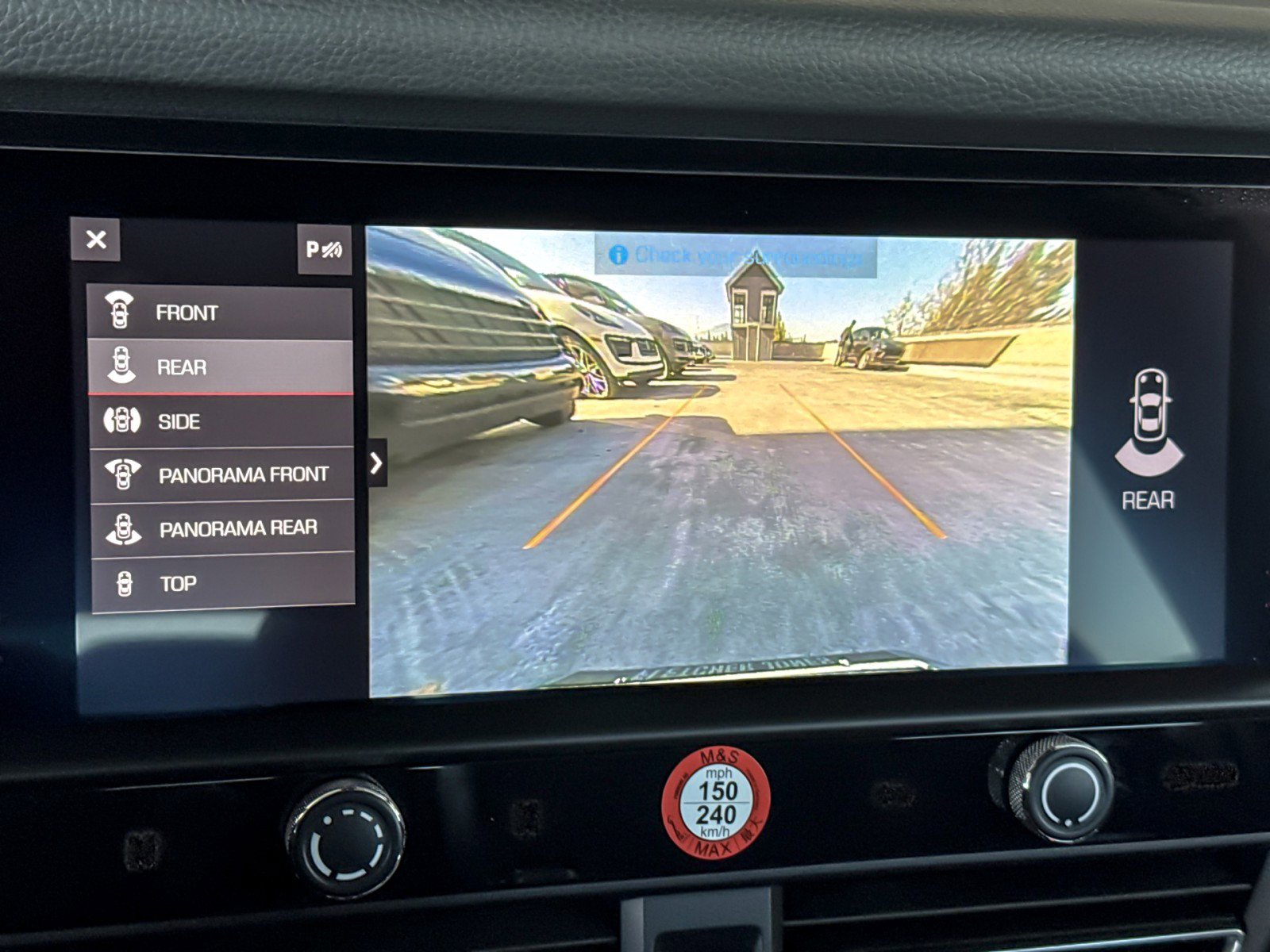 Used 2024 Porsche Macan image 20