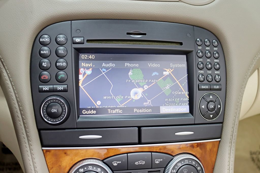 Used 2011 Mercedes-Benz SL 550 image 18