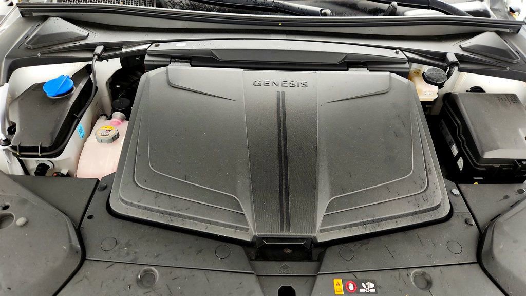 Used 2024 Genesis GV60 Advanced AWD/4WD image 28