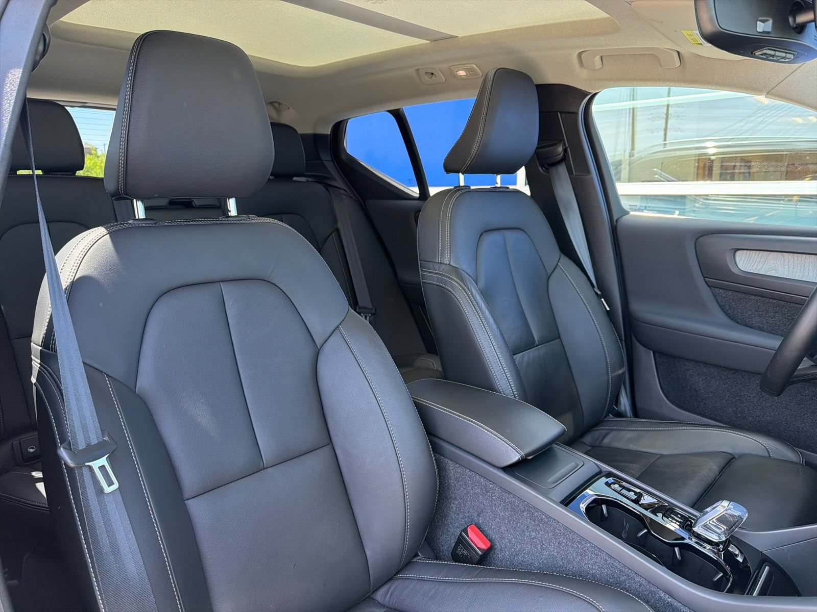 Used 2023 Volvo XC40 B5 Ultimate w/ Protection Package Premier AWD/4WD image 26