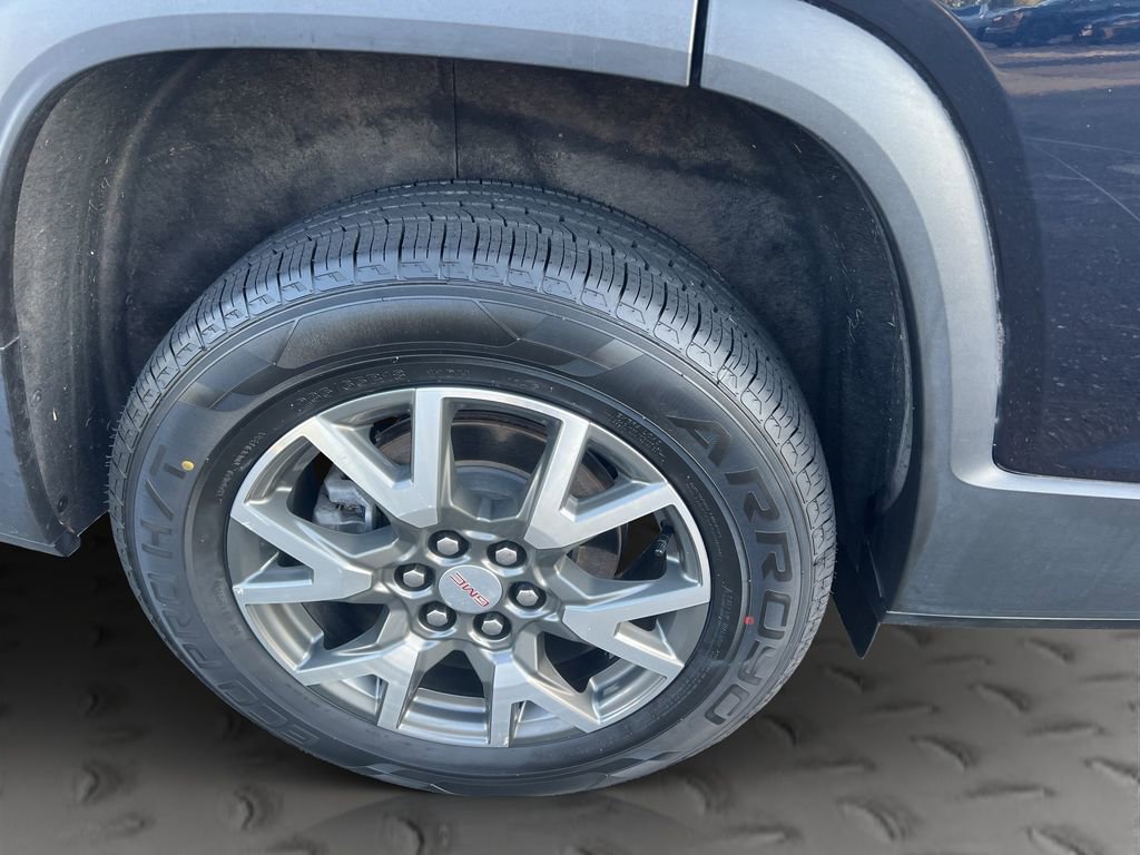 Used 2022 GMC Acadia SLE w/ Driver Convenience Package image 24