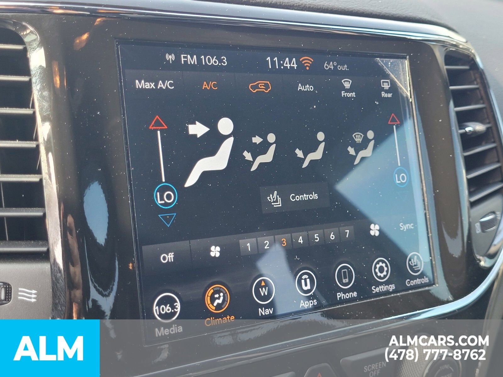 Used 2022 Jeep Grand Cherokee Limited image 21